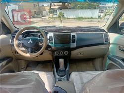 ميتسوبيشي اوتلاندر